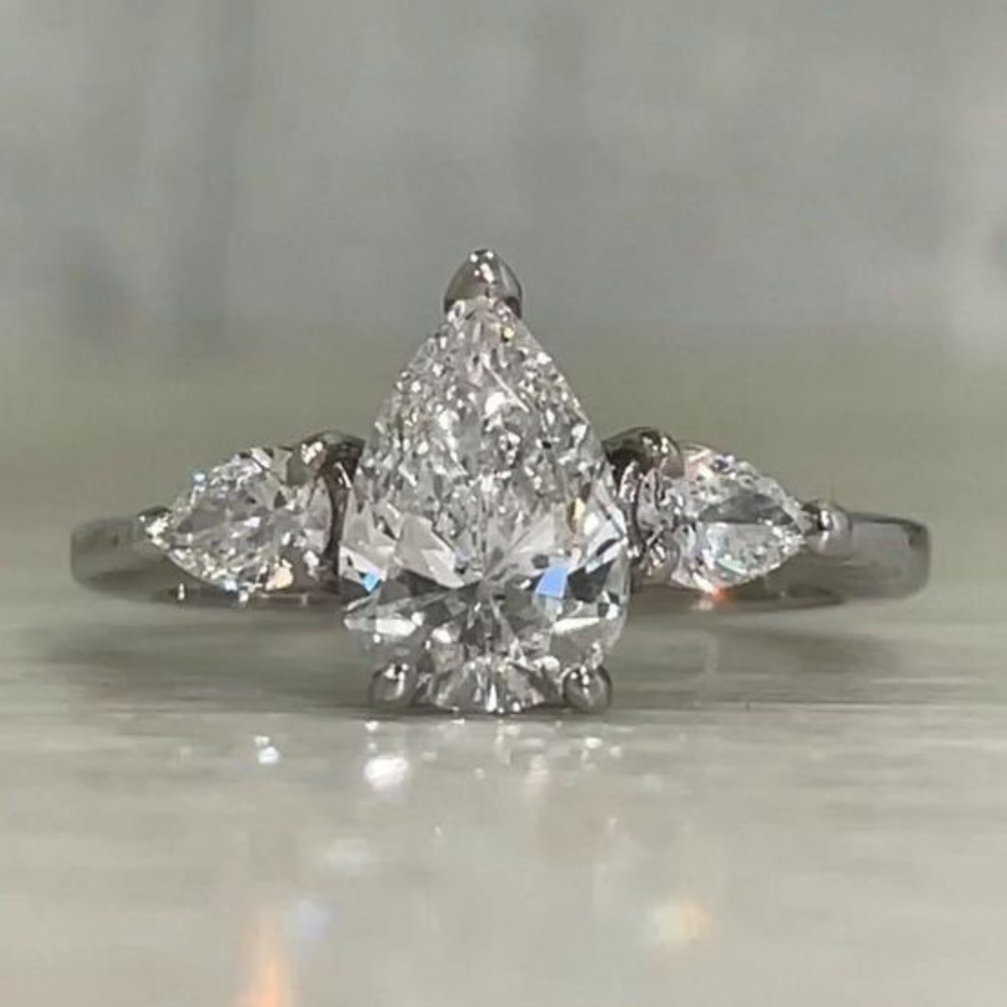 pear cut diamond ring
